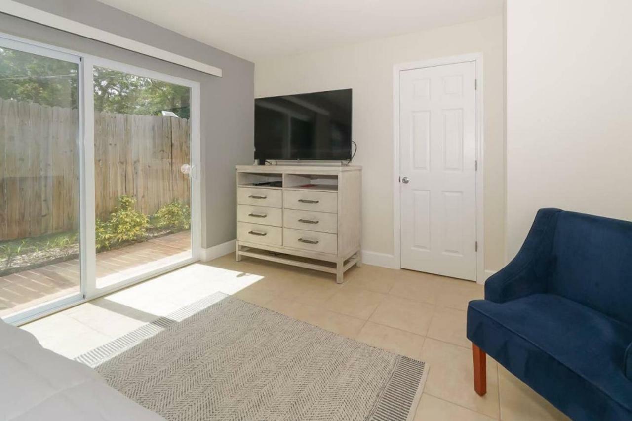 Lovely Cottage - Close To Siesta, Shops & Dining Sarasota Exteriér fotografie